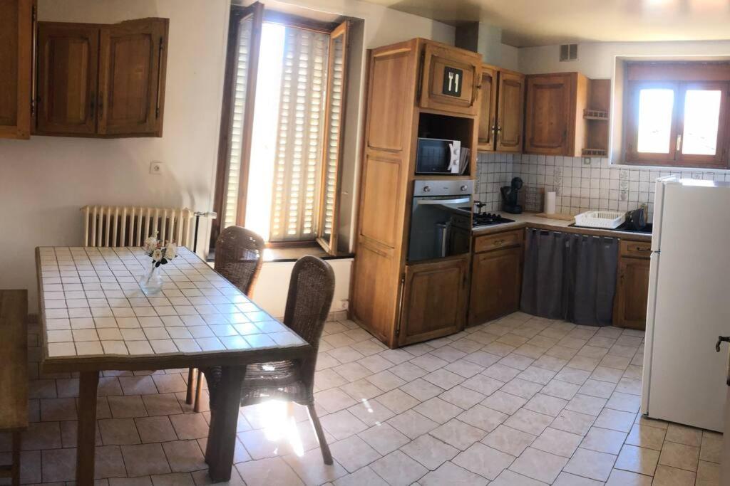 Spacieux Et Elegant Appartement Idealement Situe. Chamouilley Dış mekan fotoğraf